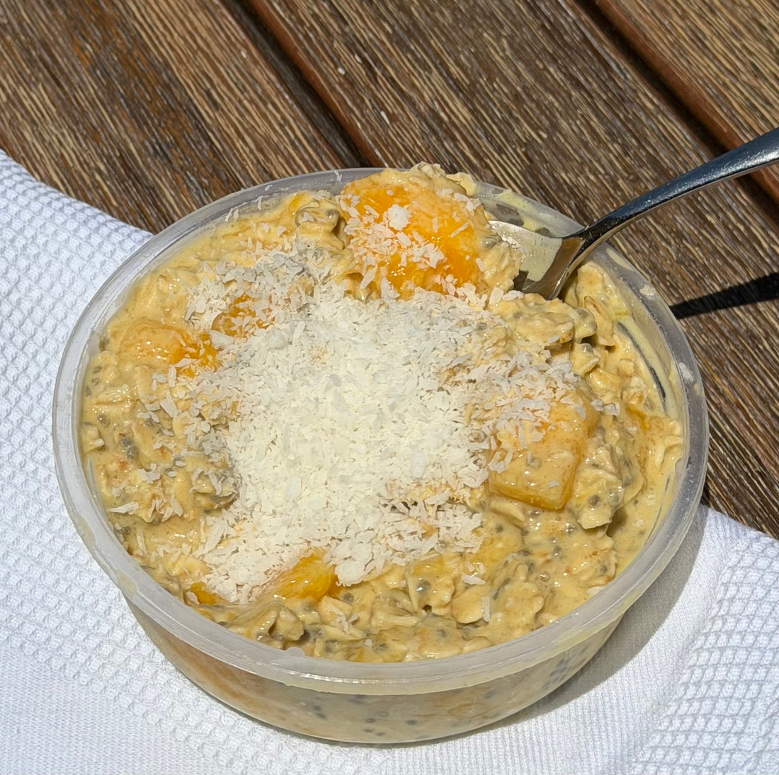 Tropical Vanilla Overnight Oats
